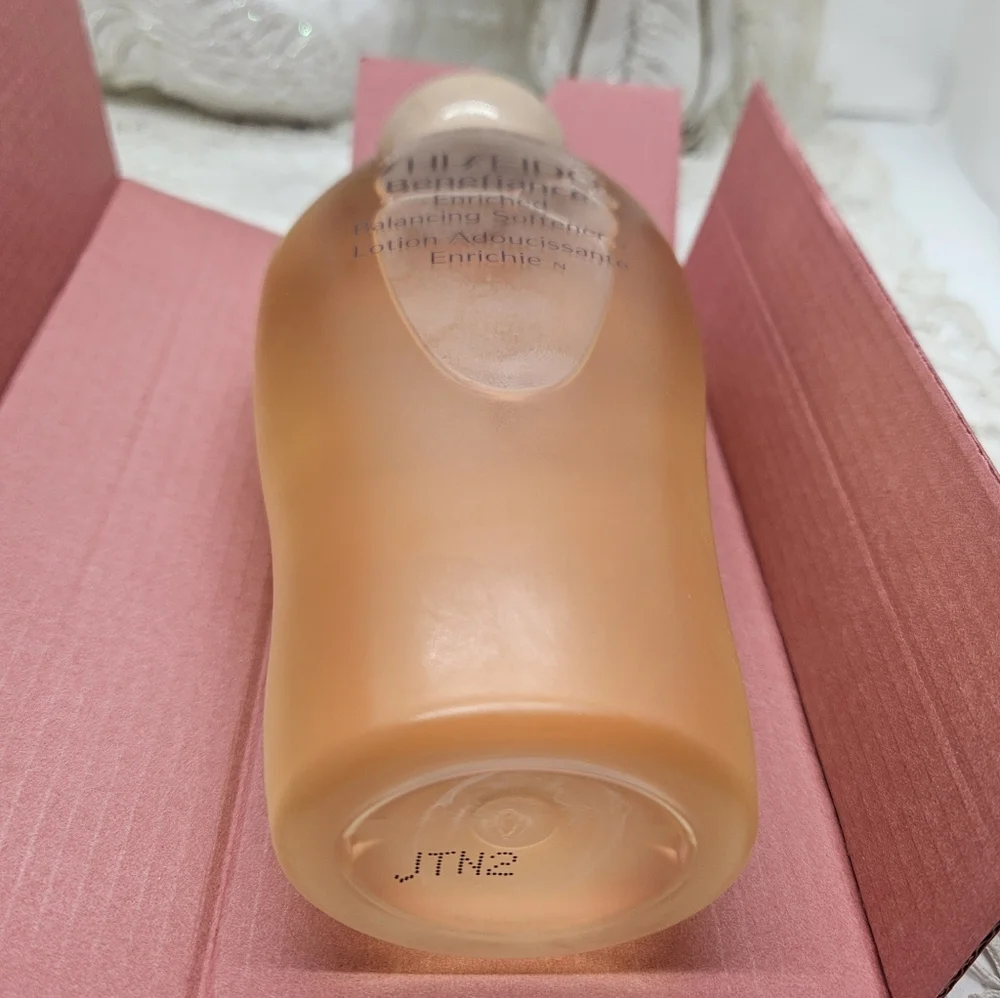 SHISEIDO BENEFIANCE ENRICHED BALANCING SOFTENER 10OZ/300ML NIB